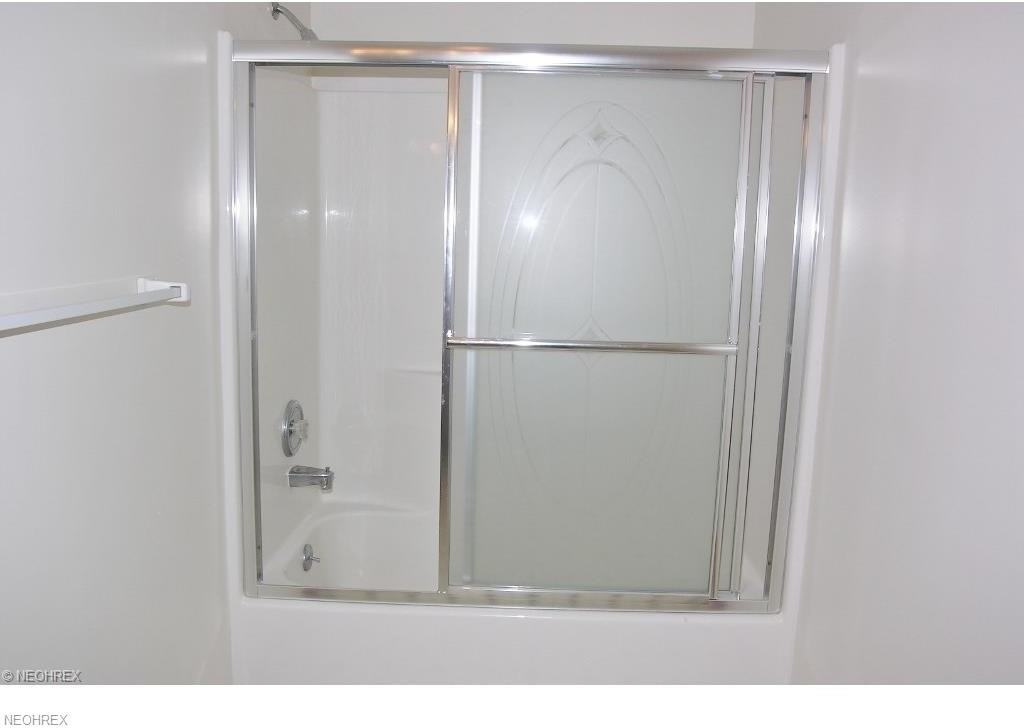 3732 Brainard Rd - Photo 2 of 11