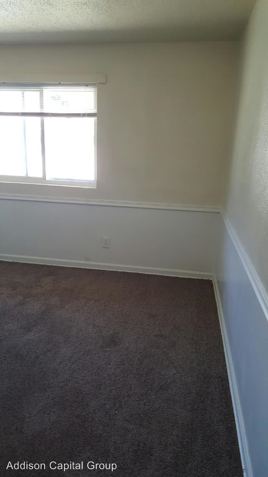 3006, 3020. 3040. 3060 Delmar Lane - Photo 2 of 9