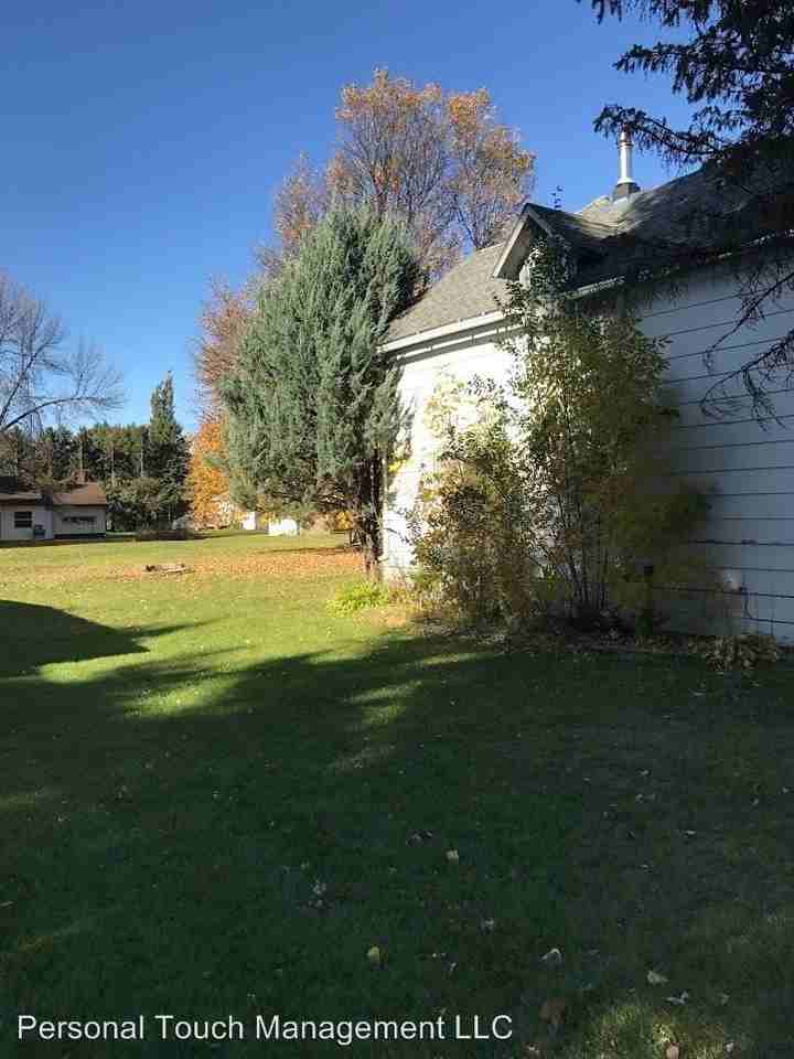 108 6th St S - Photo 2 of 10