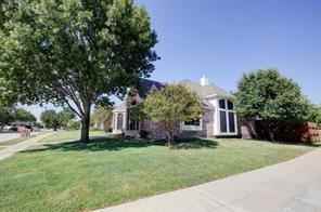 5518 Luna Dr - Photo 3 of 20