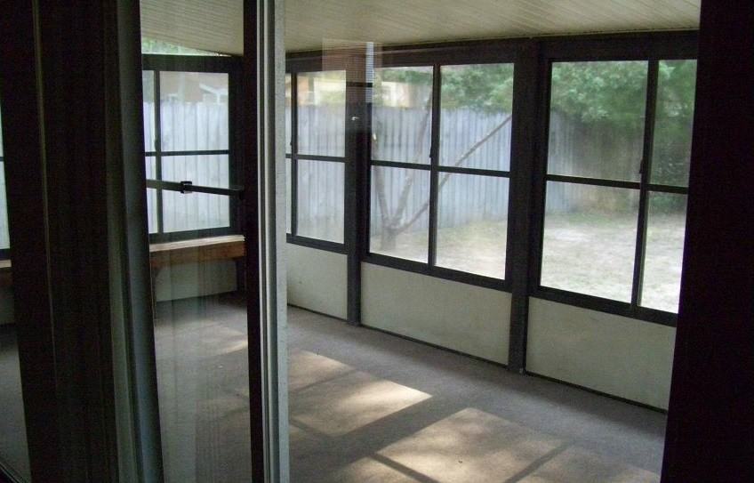 1724 Palmetto Ave - Photo 2 of 4