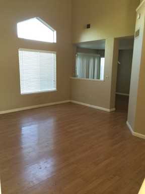 46 Fire Leaf Ct - Photo 2 of 15