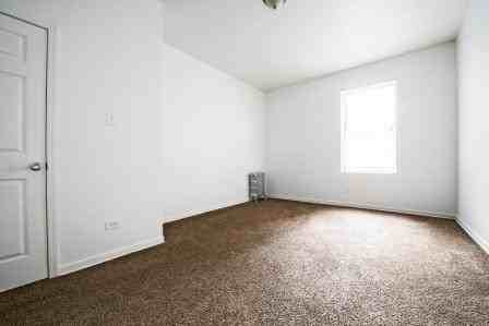 4714-20 S Michigan Ave - Photo 2 of 5