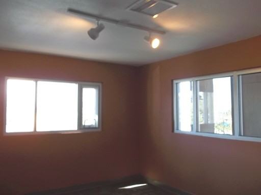 517 Central Ave NE #203 - Photo 3 of 9