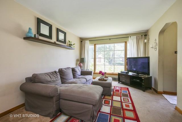 1212 Blanchan Ave - Photo 2 of 10