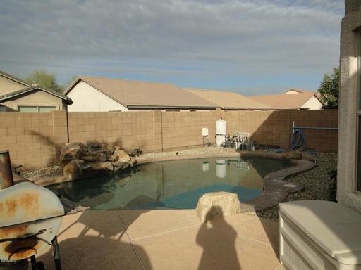 3138 W Dunbar Dr - Photo 2 of 2