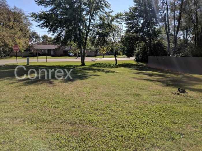 8611 Sunset Dr - Photo 3 of 14