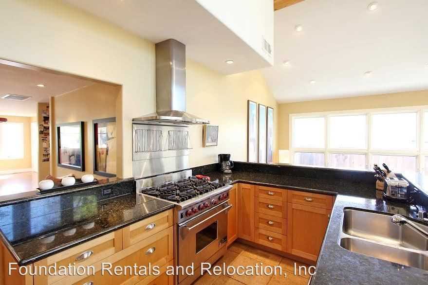 87 Ryan Ave - Photo 3 of 17