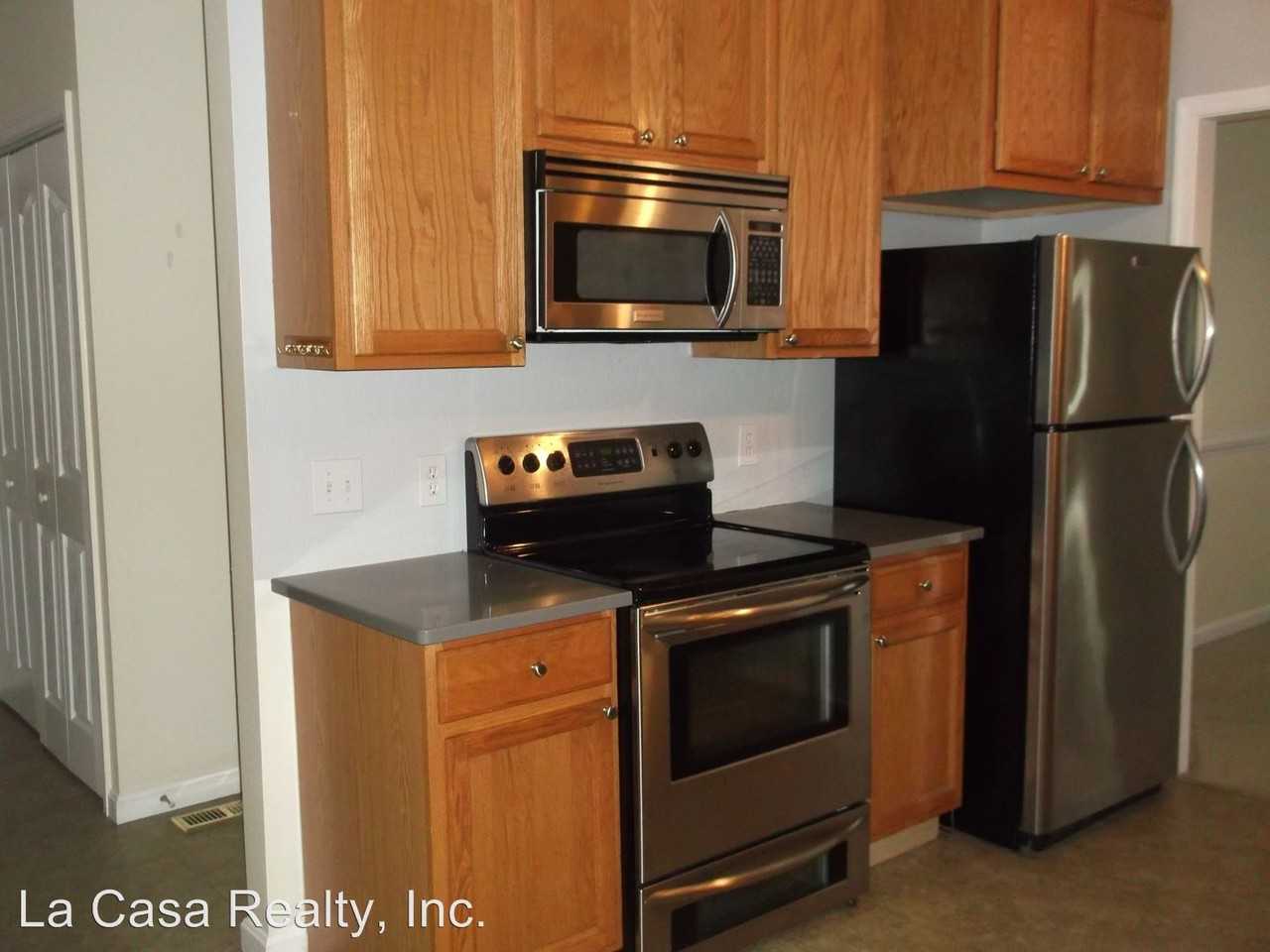 10131 Chesney Dr - Photo 3 of 20