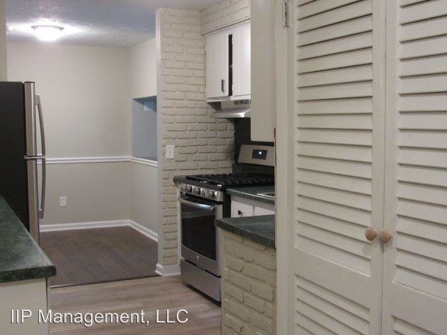 6079 Mark Dr - Photo 3 of 20