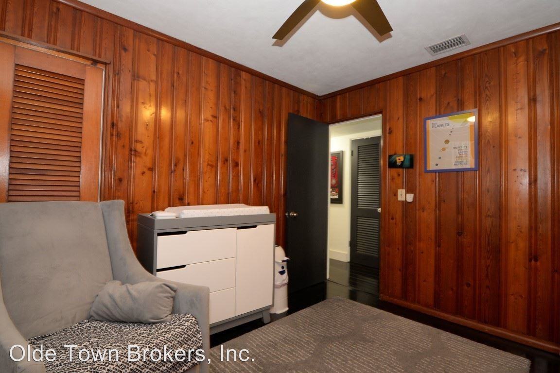 3815 Virginia Dr - Photo 3 of 23