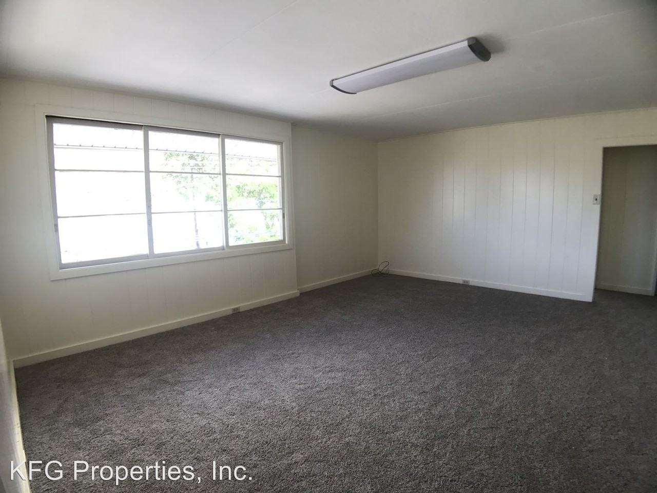 2077 10th Ave - Photo 2 of 15