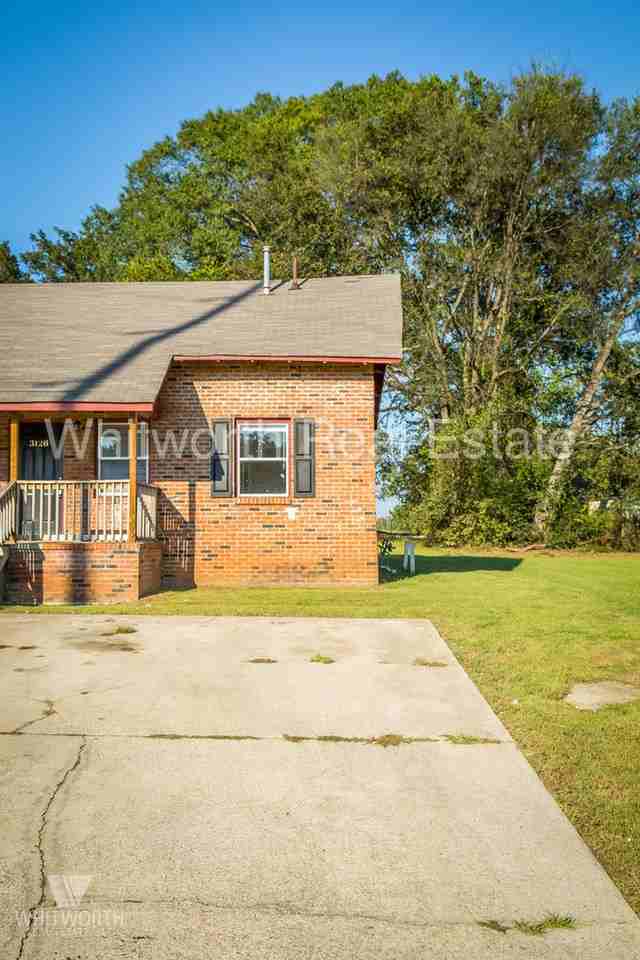 3128 Ash St - Photo 2 of 15