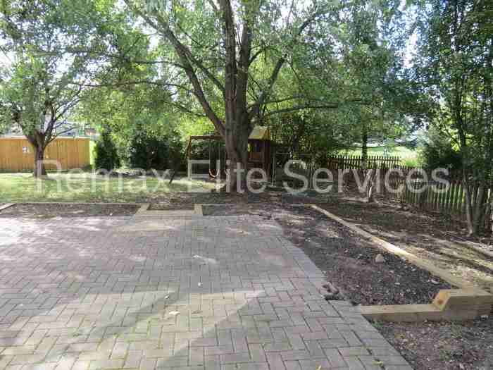 3143 Alderbrook Dr - Photo 2 of 23