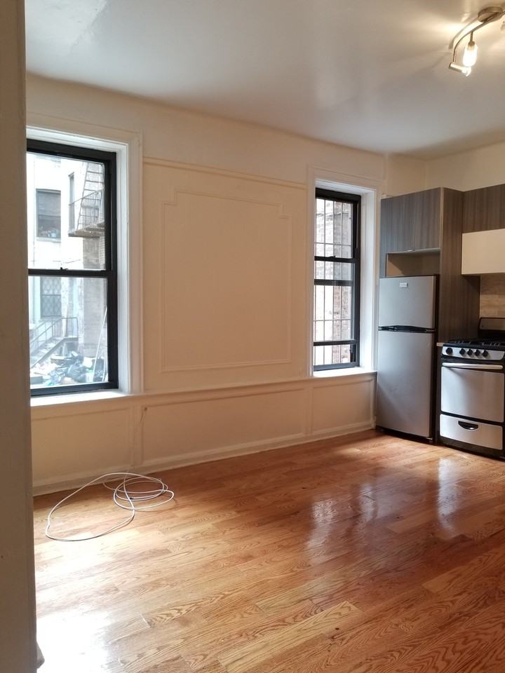 1539 Park Place #B3 - Photo 2 of 11