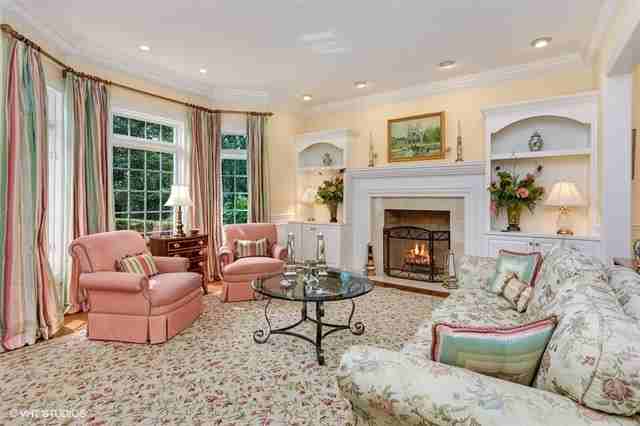 72 Hillburn Ln - Photo 3 of 30