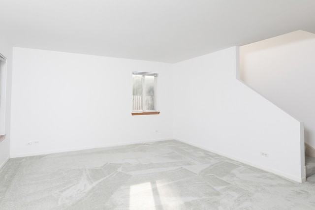 4 Lansbury Ct - Photo 2 of 10