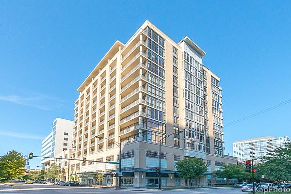 212 E Cullerton St #810