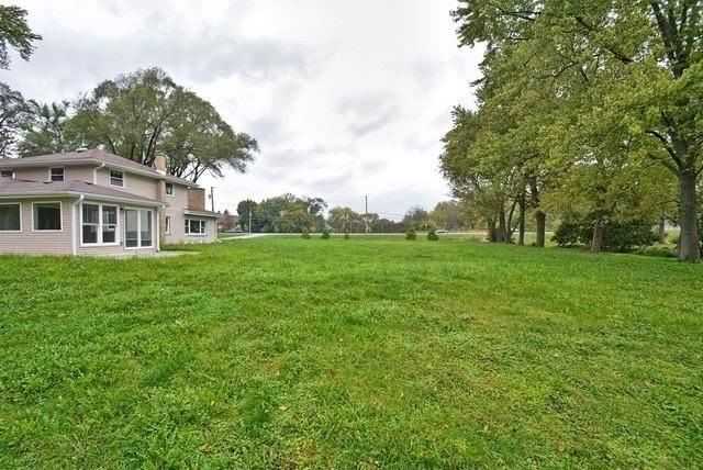 29W325 Butterfield Rd - Photo 2 of 21