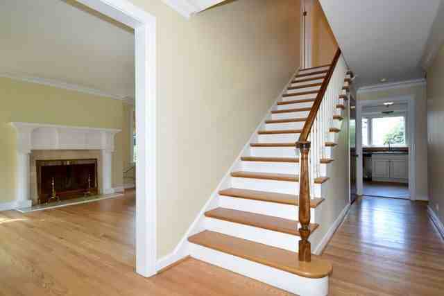 1714 Greendale Ave - Photo 2 of 11