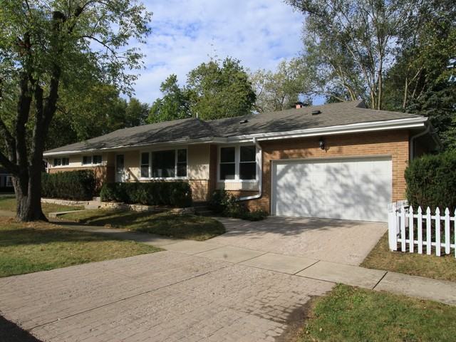 300 Churchill St - Photo 2 of 31