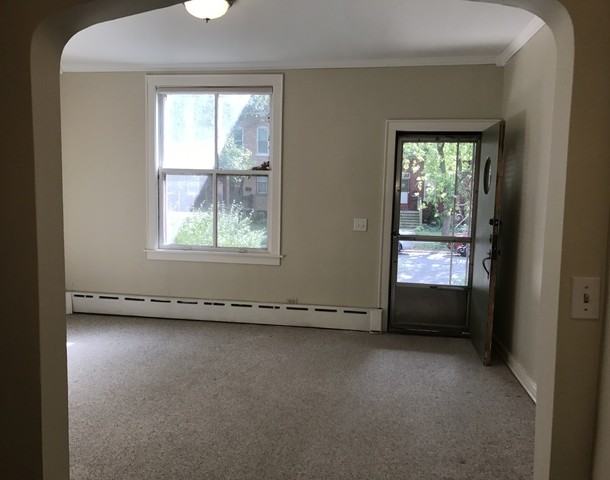 11334 S St Lawrence Ave - Photo 3 of 13