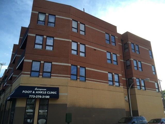 4000 S Western Ave #4 - Photo 2 of 24
