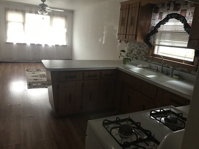 5701 S Archer Ave #2 - Photo 3 of 7