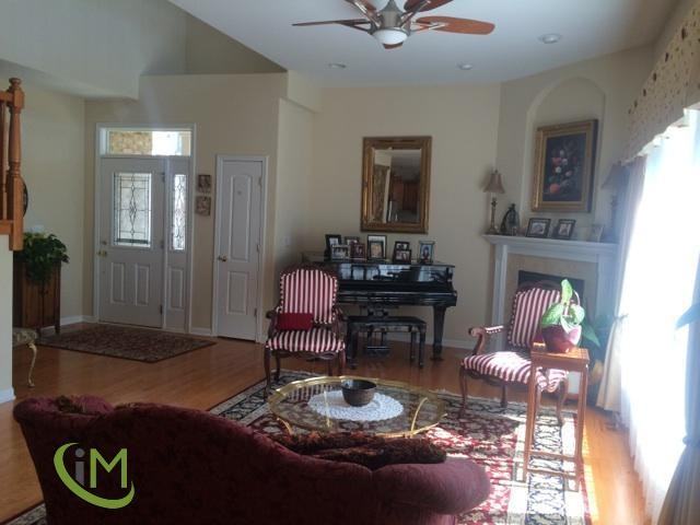 164 Carey Trail #TH - Photo 2 of 18