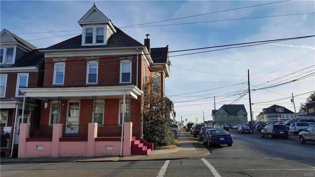 1550 Lehigh St - Photo 2 of 13