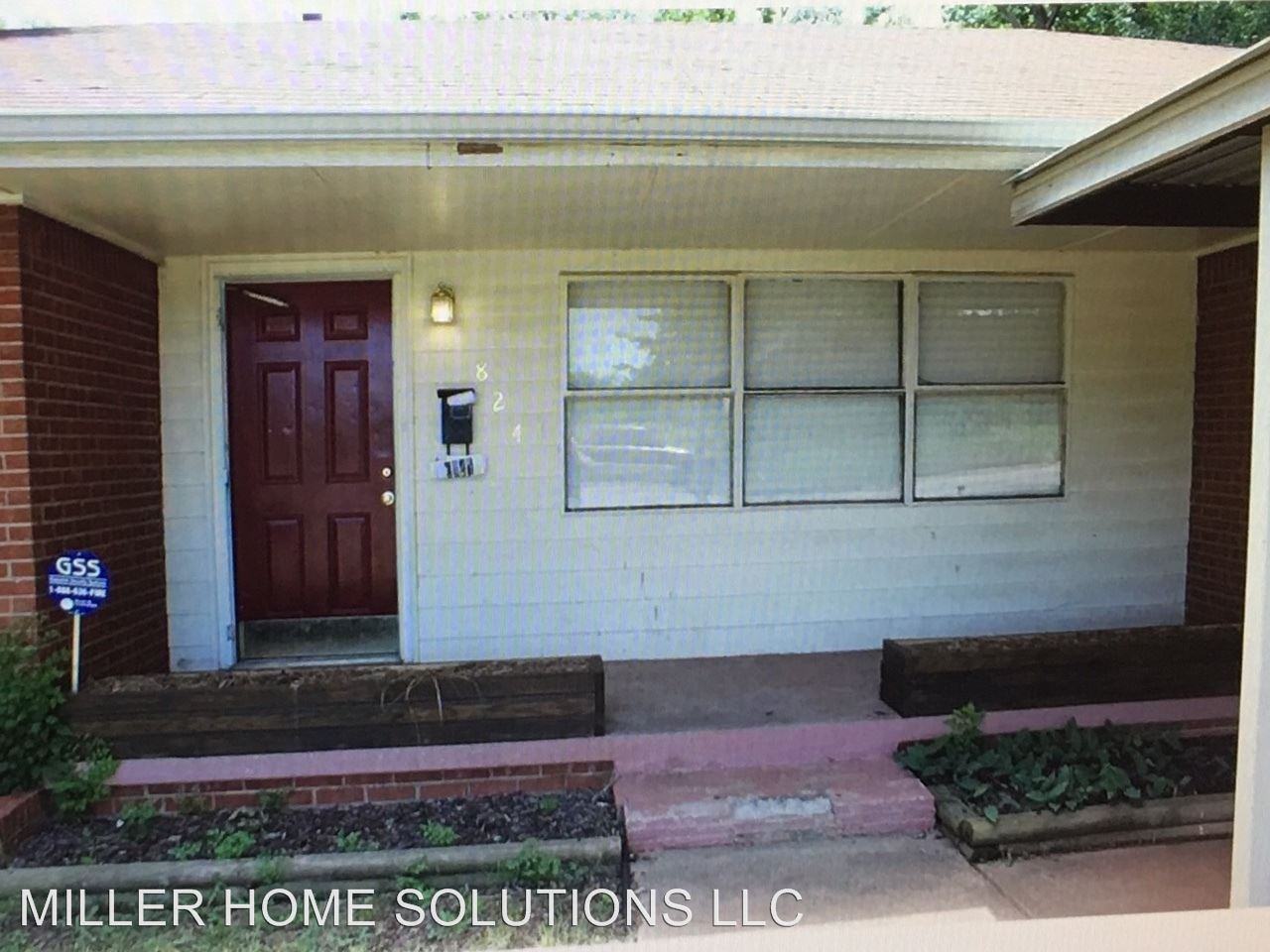 824 NE 36th St - Photo 2 of 8