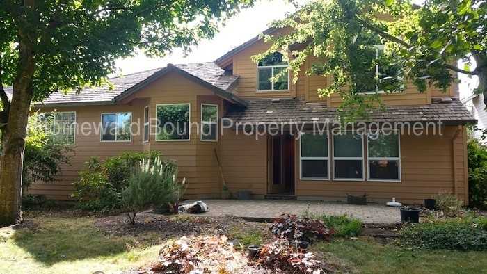 5095 SW Greenwood Cir - Photo 3 of 50