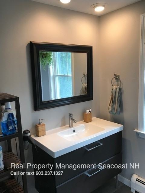 53 Maple Dr - Photo 3 of 15