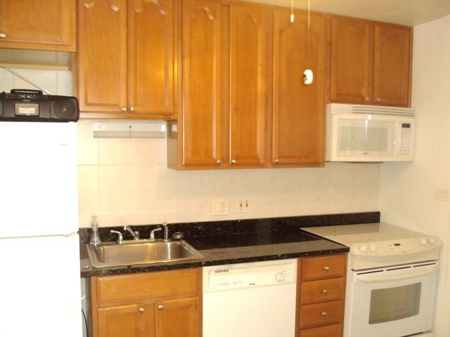 1415 Homestead Rd #4 - Photo 3 of 11