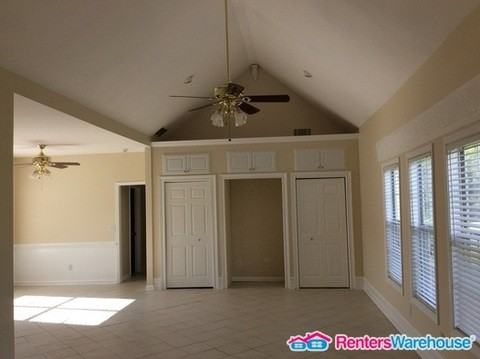 2065 Woodlawn Rd - Photo 3 of 22