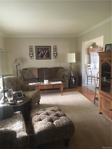 18503 Valleyview St - Photo 3 of 27