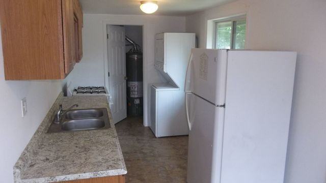 27581 N Beech St - Photo 2 of 11
