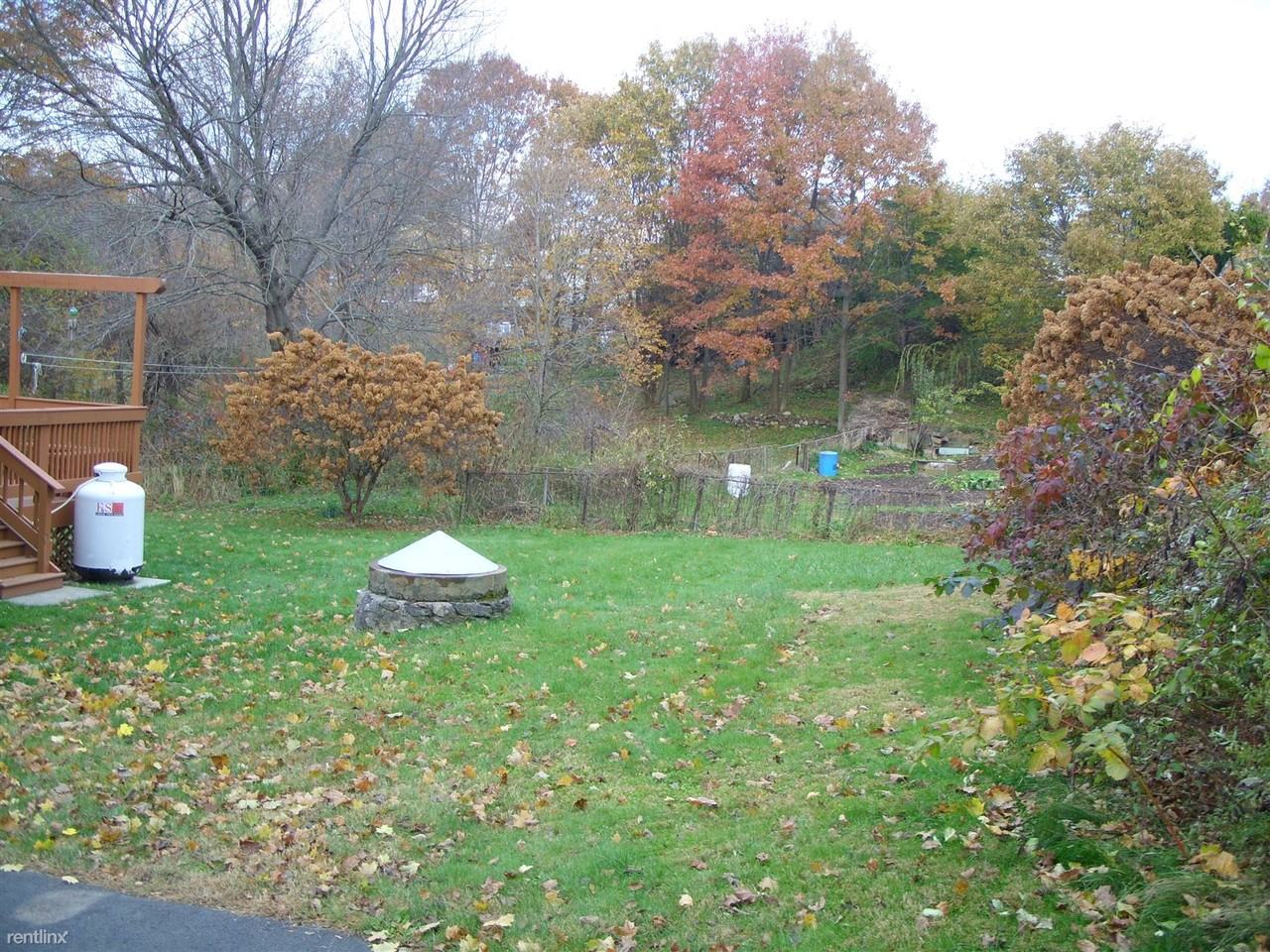 29 Hazelhurst Ave - Photo 2 of 9