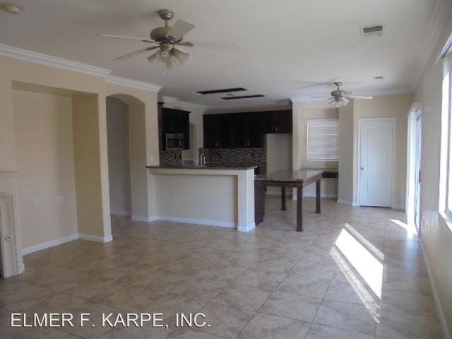 1316 Elkhorn Creek Ln - Photo 2 of 10