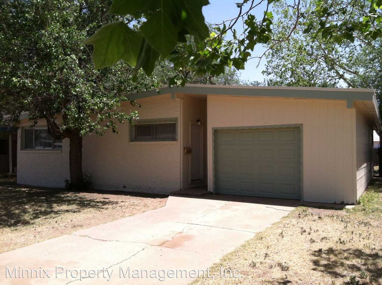 4419 44th St - Photo 3 of 14