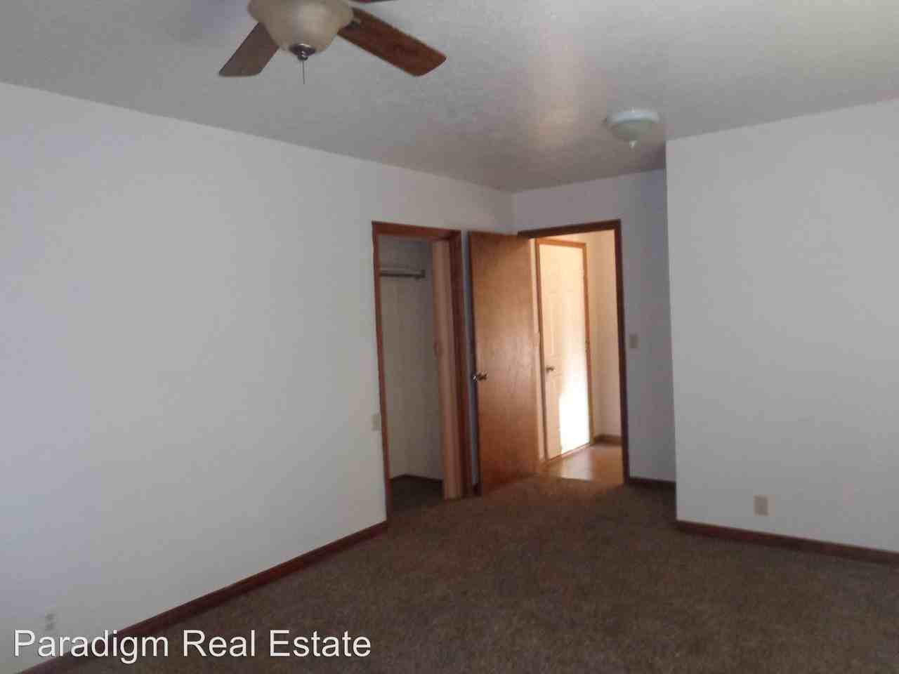 6846 Buena Vista Dr - Photo 3 of 22