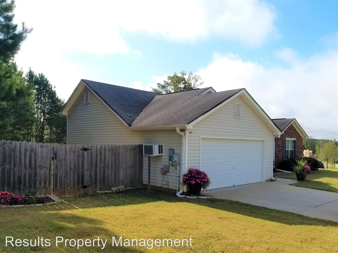 501 Lexington Park Dr - Photo 3 of 12