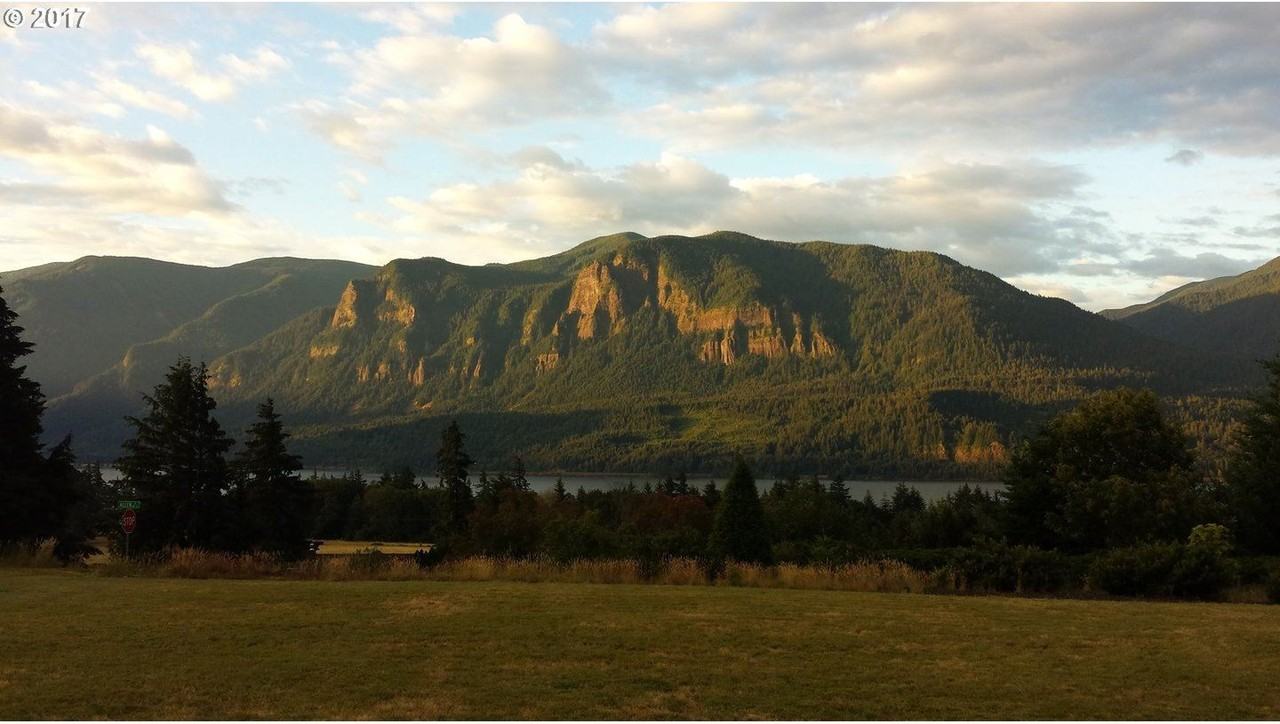 31 Oak St - Photo 2 of 27