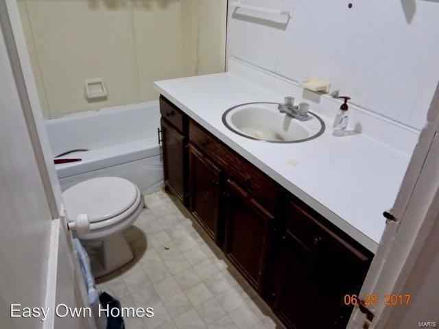 10064 Schroer Rd - Photo 3 of 18