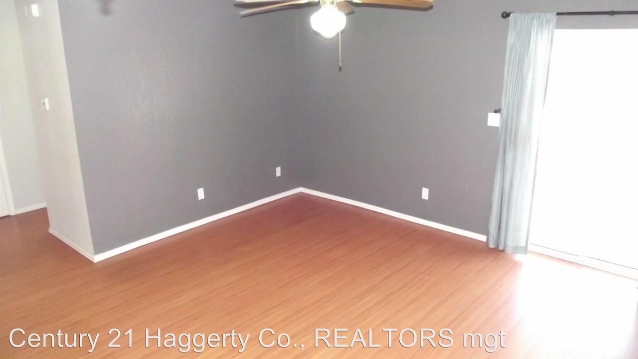 828 Emilio Pl - Photo 2 of 19