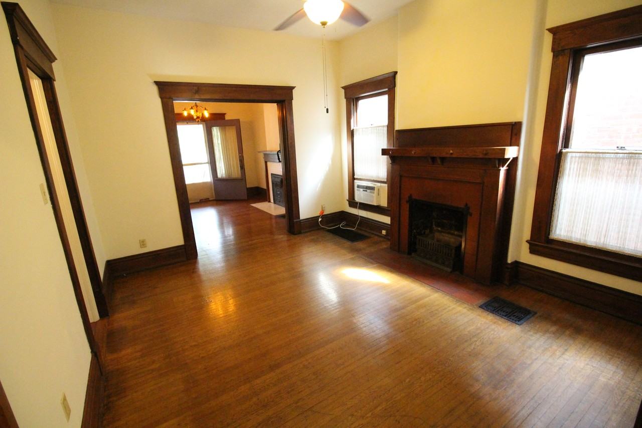 1504 Hepburn Ave - Photo 3 of 8