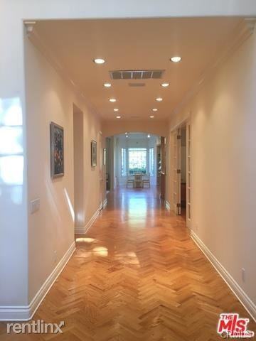 209 21st Pl - Photo 3 of 24