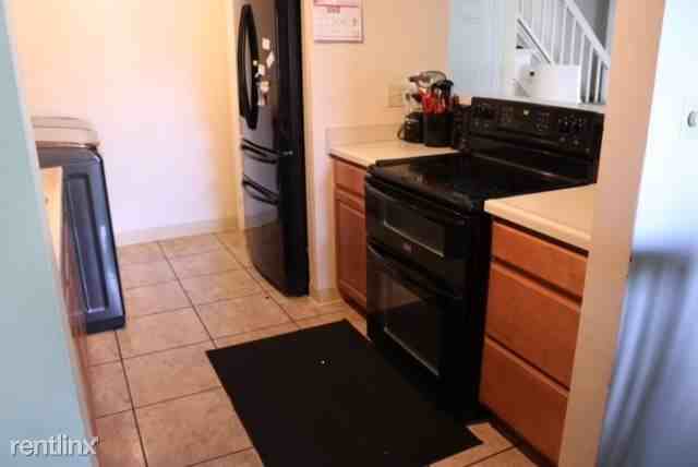 1351 N Glen Cir - Photo 3 of 9