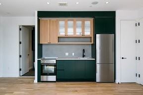 44 Kent Street #402