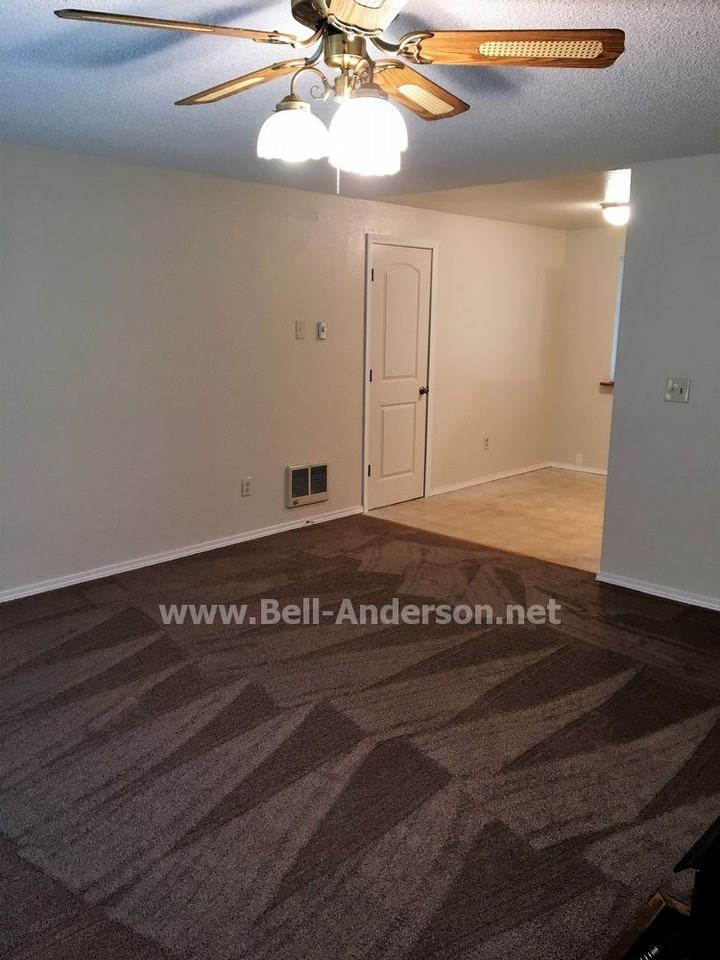 18714 SE Auburn-Black Diamond Rd - Photo 2 of 12